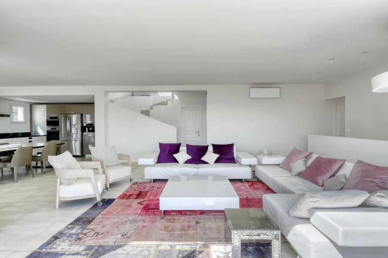 Beautiful Contemporary Villa With Sea View, Heated Swimming Pool, Near Saint Tropez Cavalaire-sur-Mer Exteriör bild